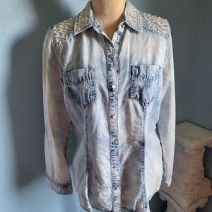 Chico's Pearl embellished button denim top